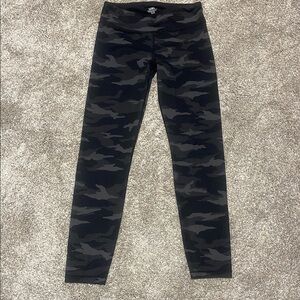 Athleta Girl Black and Gray Camouflage Leggings